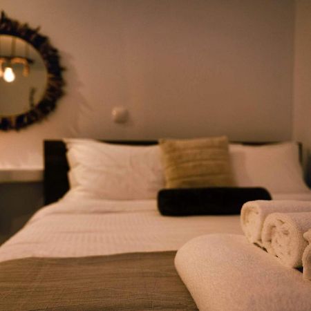 Plaza Guest House με Tζάκι Αράχωβα Εξωτερικό φωτογραφία