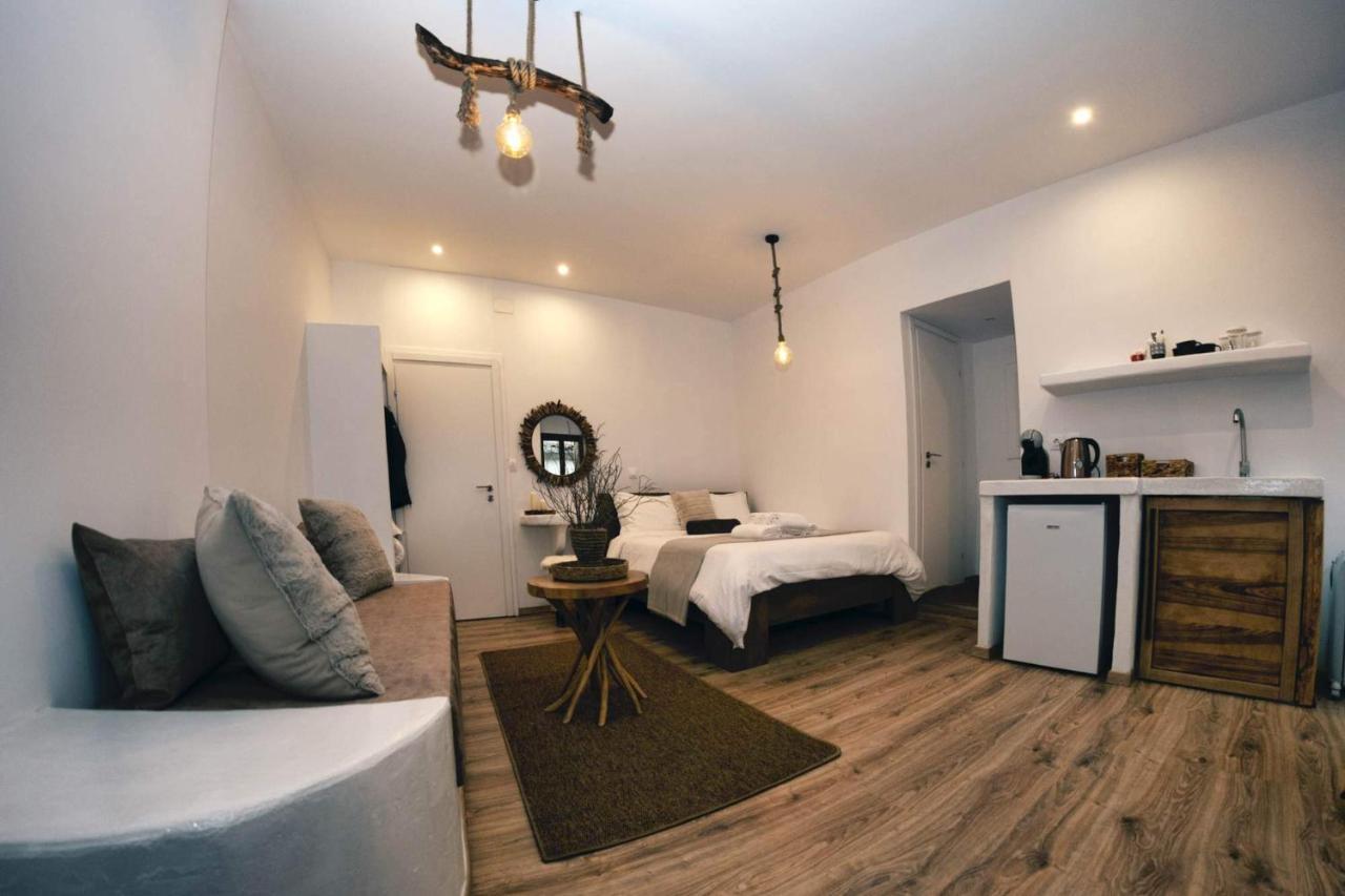 Plaza Guest House με Tζάκι Αράχωβα Εξωτερικό φωτογραφία