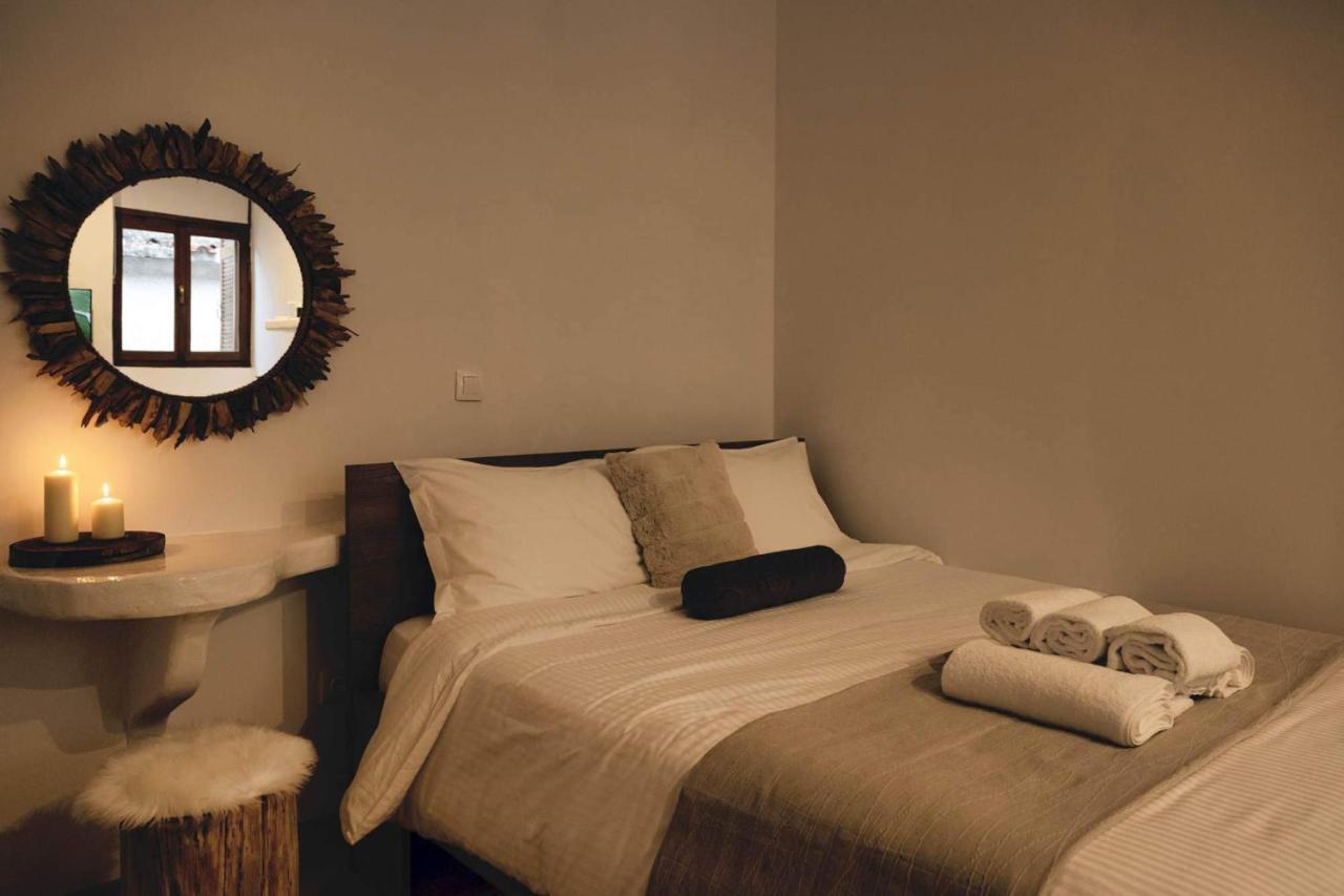 Plaza Guest House με Tζάκι Αράχωβα Εξωτερικό φωτογραφία